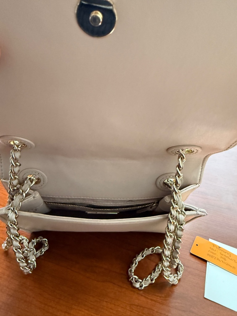 Tory Burch Quilted Shoulder Bag in Light Beige with Gold Chain - Picture 3 of 5